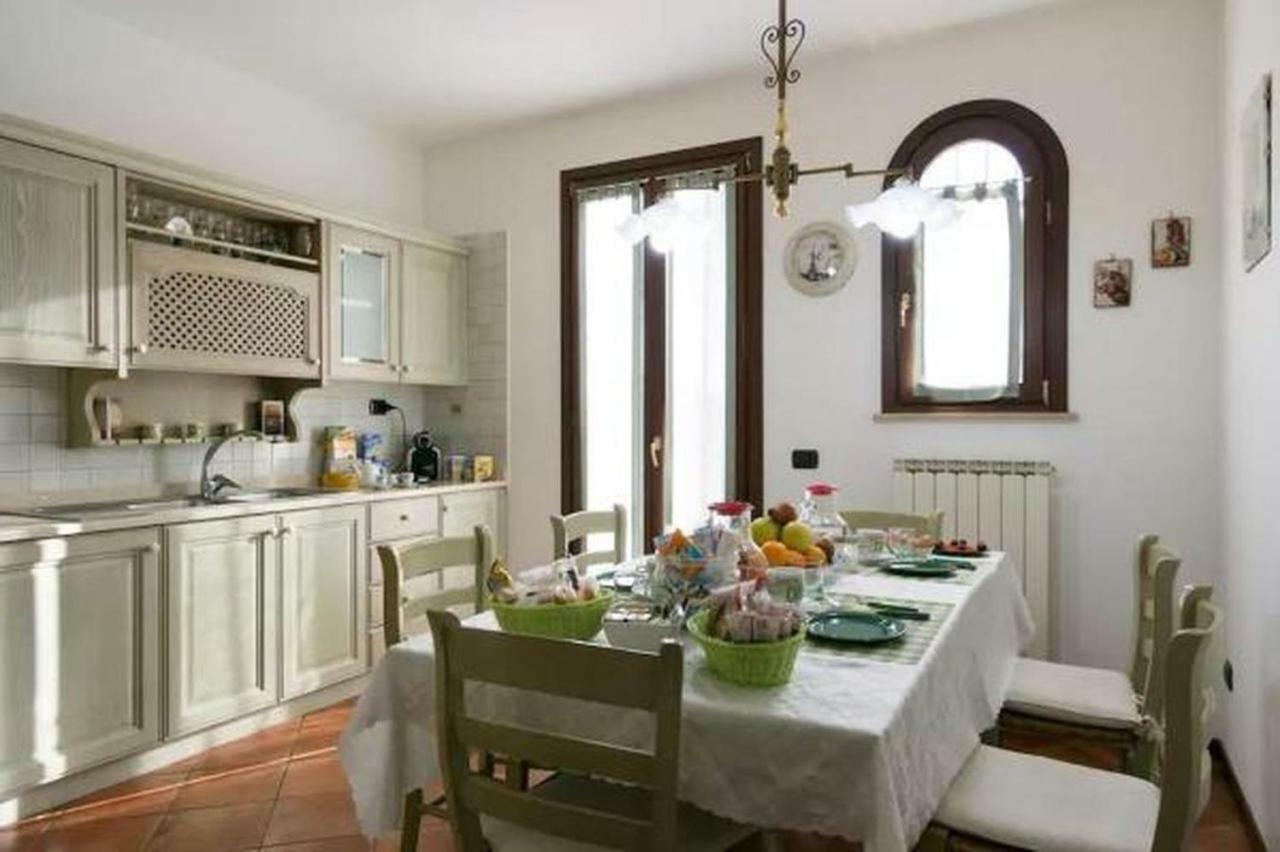 B&B Venezia Le Tre Rose Mestre Exteriör bild